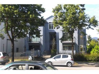 Photo 1: 301 1055 E BROADWAY in Vancouver: Mount Pleasant VE Condo for sale (Vancouver East)  : MLS®# V1111525
