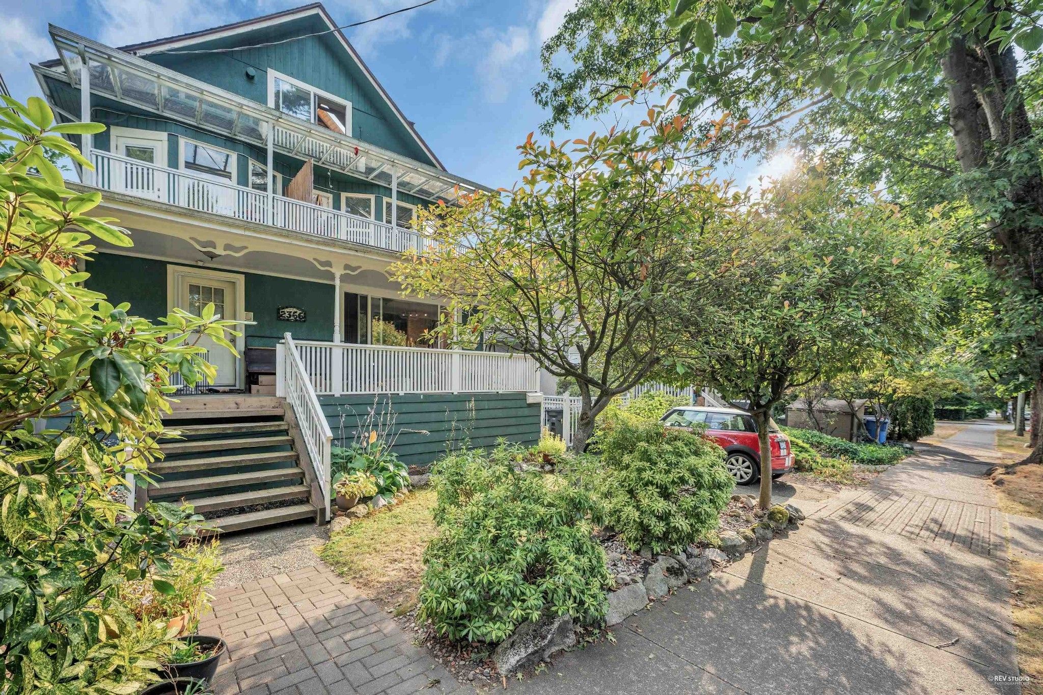 Main Photo: 2366 West 7th Avenue in Vancouver: Kitsilano House for sale (Vancouver West)  : MLS®# R2732366