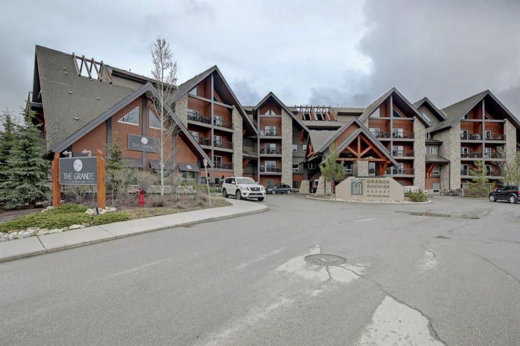 Main Photo: 407 901 Mountain Street: Canmore Apartment for sale : MLS®# A1106906