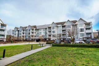 Photo 1: 201 3148 ST JOHNS Street in Port Moody: Port Moody Centre Condo for sale in "SONRISA" : MLS®# R2847077