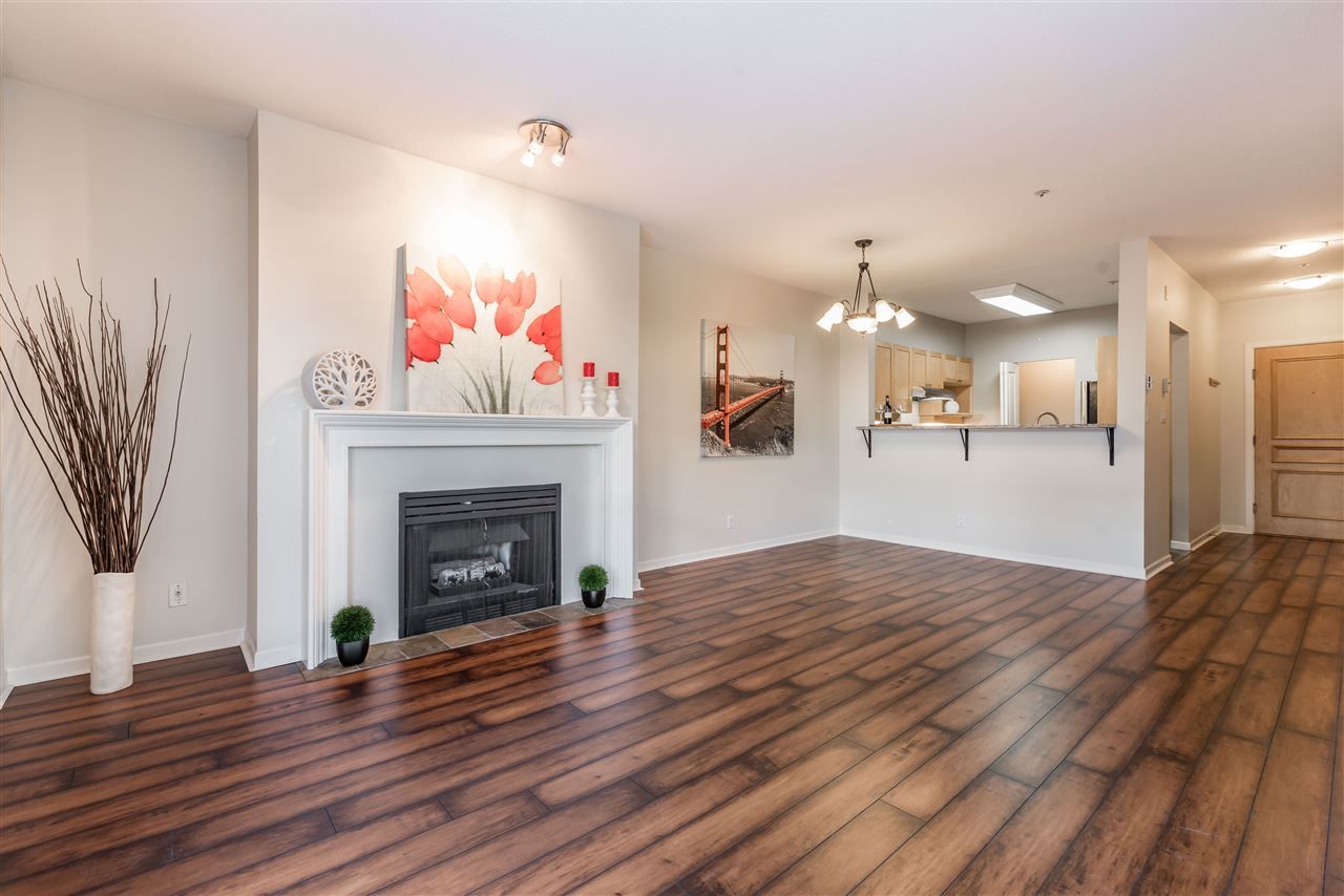 Main Photo: 204 1820 E KENT AVENUE SOUTH in Vancouver: Fraserview VE Condo for sale (Vancouver East)  : MLS®# R2119186