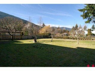 Photo 10: 489 NAISMITH Avenue: Harrison Hot Springs House for sale : MLS®# H1100358