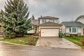 Photo 2: 111 wood Valley Bay SW in Calgary: Woodbine Detached for sale : MLS®# A2130053
