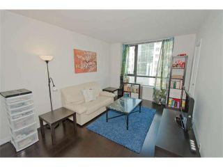 Photo 3: 816 788 RICHARDS Street in Vancouver: Downtown VW Condo for sale in "L'Hermitage" (Vancouver West)  : MLS®# V1019644