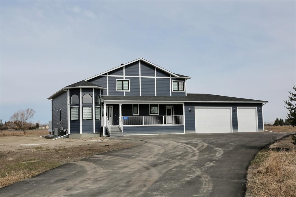 Main Photo: 84024 249 Avenue E: Rural Foothills County Detached for sale : MLS®# A2042679
