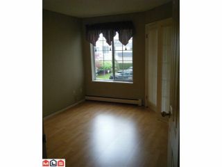 Photo 6: 103 2491 GLADWIN Road in Abbotsford: Abbotsford West Condo for sale in "Lakewood Gardens" : MLS®# F1010501