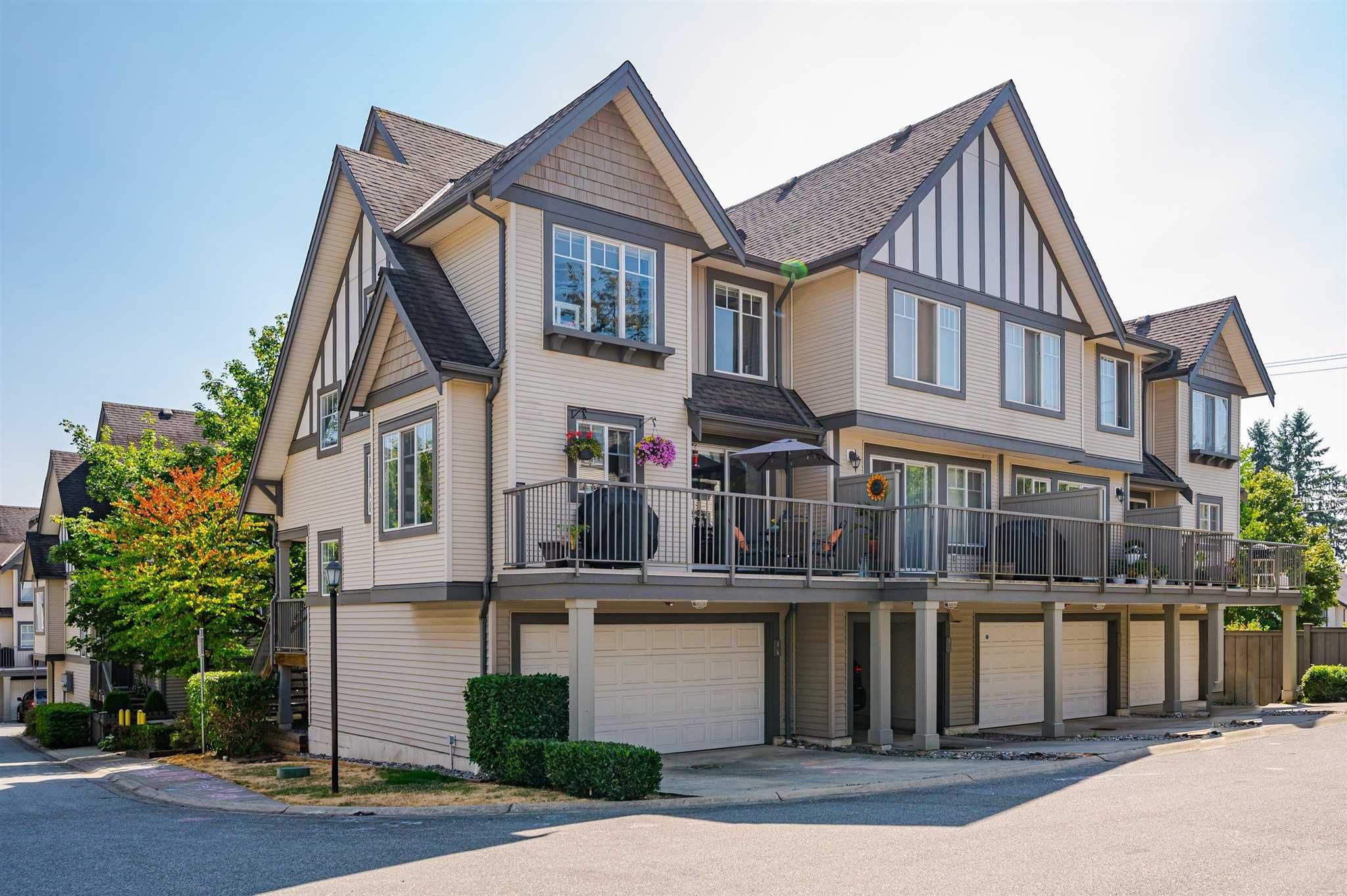 Main Photo: 14 20038 70 Avenue in Langley: Willoughby Heights Townhouse for sale in "Daybreak" : MLS®# R2605281