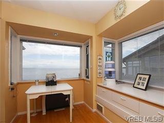 Photo 9: 4029 White Rock St in VICTORIA: SE Ten Mile Point House for sale (Saanich East)  : MLS®# 575918