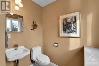 Photo 11: 11 MOHAWK CRESCENT in Nepean: House for sale : MLS®# 1382079