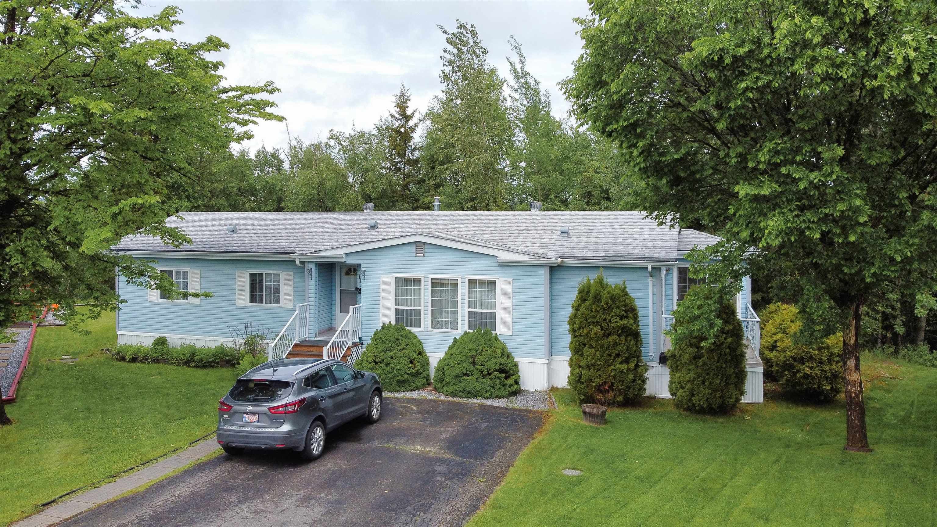 Main Photo: 46 1000 INVERNESS Road in Prince George: Aberdeen Manufactured Home for sale in "INVER MOBILE ESTATES" (PG City North)  : MLS®# R2701237