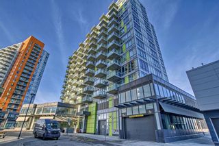 Main Photo: 305 30 Brentwood Common NW in Calgary: Brentwood Apartment for sale : MLS®# A2105272