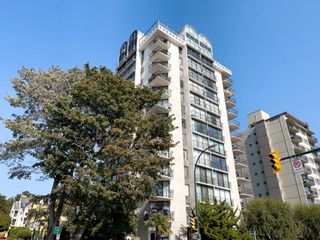 Photo 1: 1203 1575 BEACH Avenue in Vancouver: West End VW Condo for sale in "Plaza Del Mar" (Vancouver West)  : MLS®# R2720677