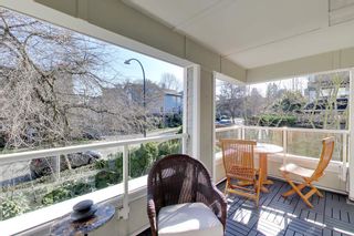 Photo 10: 203 2110 YORK Avenue in Vancouver: Kitsilano Condo for sale in "New York on York" (Vancouver West)  : MLS®# R2337130