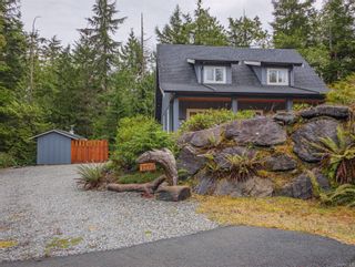 Photo 1: 1376 Edwards Pl in Ucluelet: PA Ucluelet House for sale (Port Alberni)  : MLS®# 921430