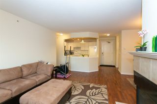 Photo 4: 505 215 TWELFTH Street in New Westminster: Uptown NW Condo for sale in "Discovery Reach" : MLS®# R2415800