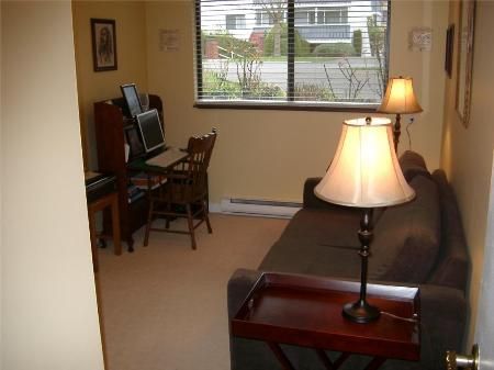 Photo 10: Photos: 105-1012 Collinson St in Victoria: Residential for sale (Canada)  : MLS®# 278518