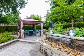 Photo 4: 7451 LAMBETH Drive in Burnaby: Buckingham Heights House for sale (Burnaby South)  : MLS®# R2389583