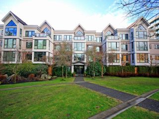 Photo 20: # 310 175 E 10TH ST in North Vancouver: Central Lonsdale Condo for sale : MLS®# V1100295