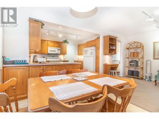 Photo 11: 1421 Lombardy Square in Kelowna: House for sale : MLS®# 10307272