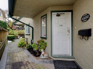 Photo 19: 2132 EASTERN Avenue in North Vancouver: Central Lonsdale Townhouse for sale in "OAK COURT" : MLS®# R2244882