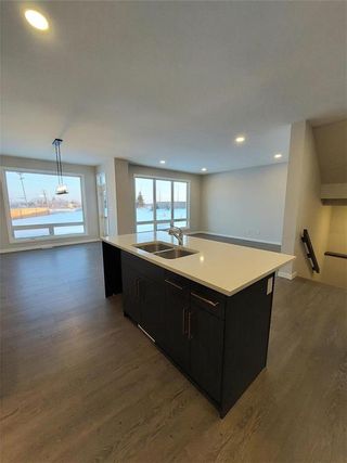Photo 7: 43 DEDRICK Bay in Winnipeg: Charleswood Residential for sale (1H)  : MLS®# 202228383