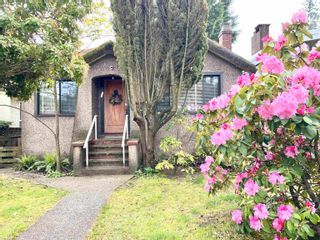 Photo 1: 4054 W 32ND Avenue in Vancouver: Dunbar House for sale (Vancouver West)  : MLS®# R2879680