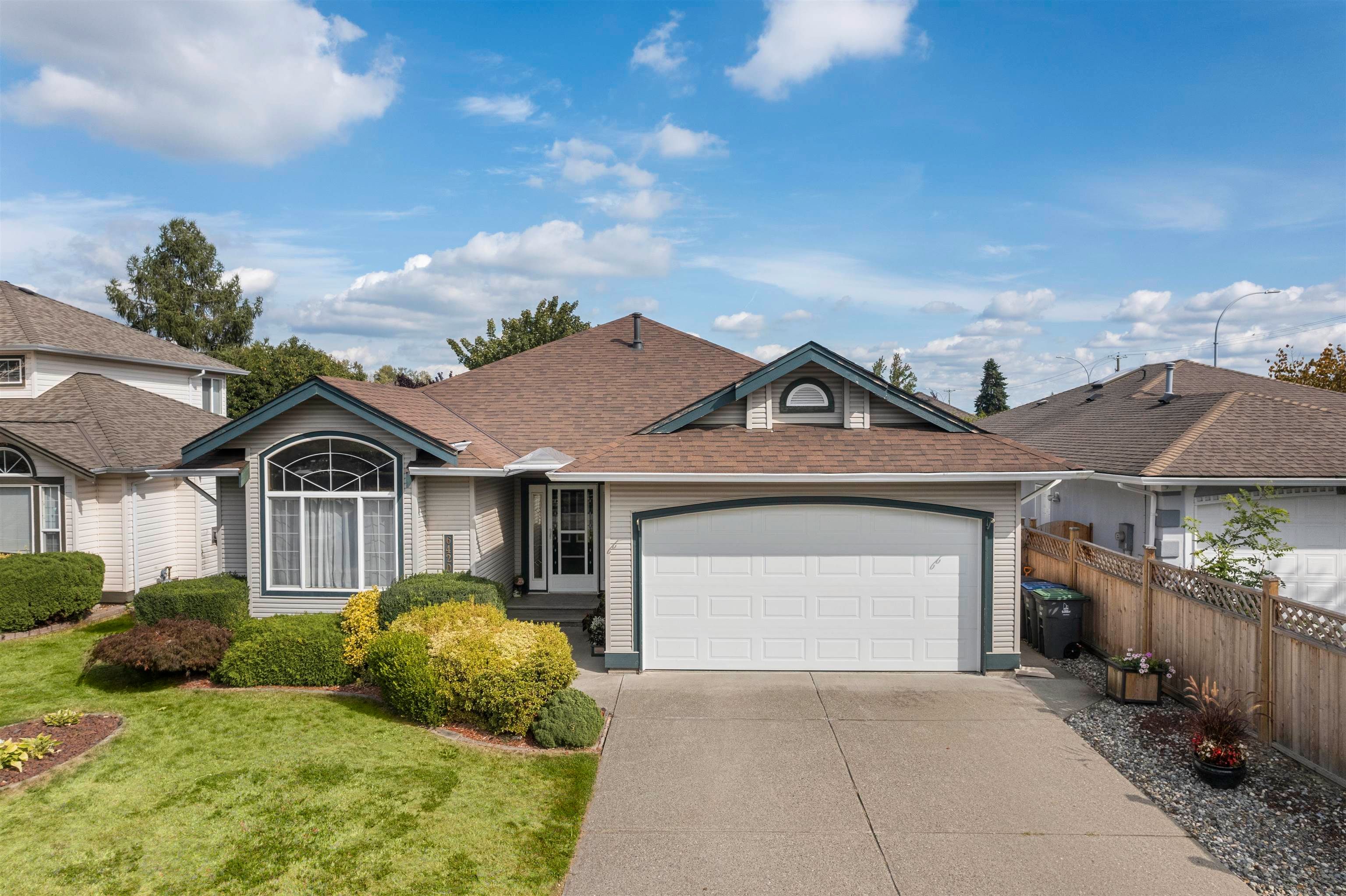 Main Photo: 6420 188 Street in Surrey: Cloverdale BC House for sale (Cloverdale)  : MLS®# R2816437