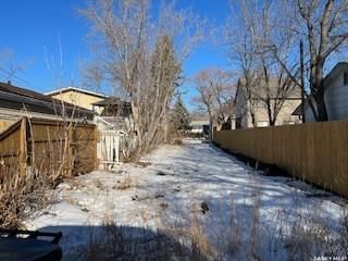 Photo 2: 517 Empress Street in Saskatoon: Lot/Land for sale : MLS®# SK958205