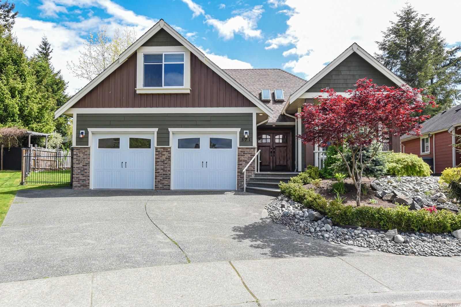 571  Edgewood Dr, Campbell River