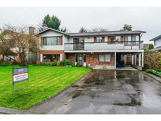Main Photo: 4932 208A Street in Langley: Langley City House for sale : MLS®# F1436177