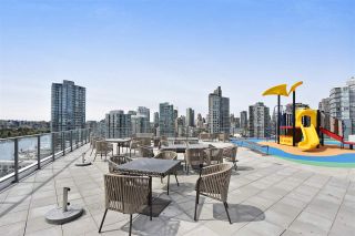 Photo 15: 710 68 SMITHE Street in Vancouver: Downtown VW Condo for sale in "ONE PACIFIC" (Vancouver West)  : MLS®# R2403870