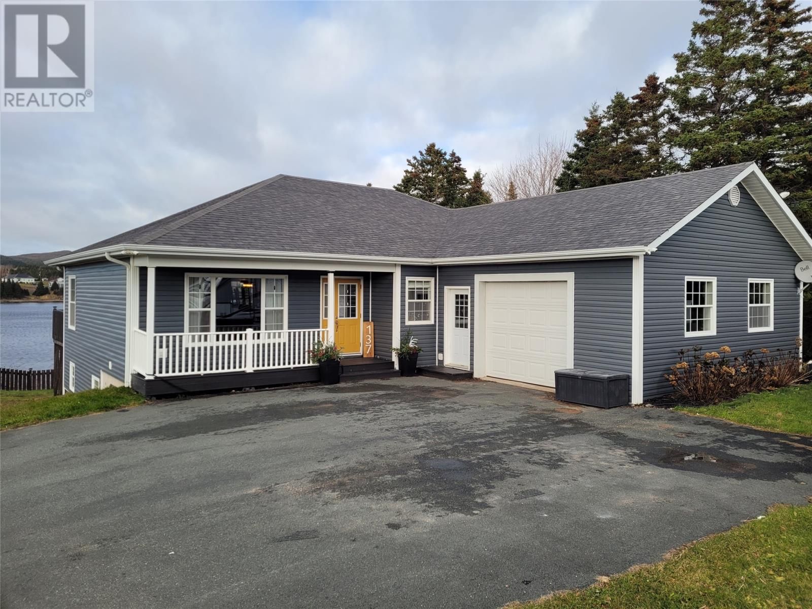 Main Photo: 137 Marine Drive in Marystown: House for sale : MLS®# 1265896