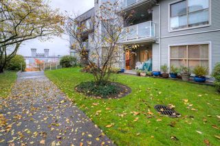 Photo 2: 102 68 RICHMOND Street in New Westminster: Fraserview NW Condo for sale in "Gate House" : MLS®# R2120125