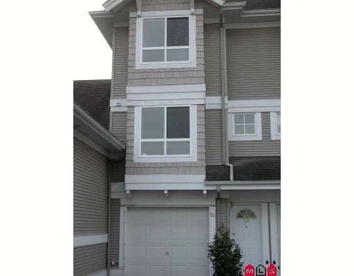 Main Photo: 20 20890 57TH Avenue in Langley: Langley City Townhouse for sale in "ASPEN GABLES" : MLS®# F2902731
