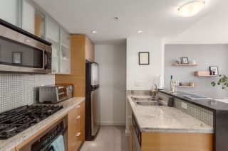 Photo 5: 2505 33 SMITHE STREET in Vancouver: Yaletown Condo for sale (Vancouver West)  : MLS®# R2289422