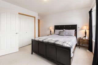 Photo 21: 18 SOMERSIDE CL SW in Calgary: Somerset House for sale : MLS®# C4174263