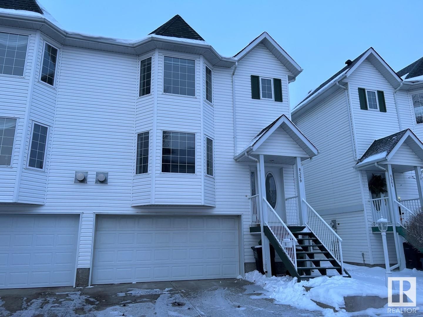 Main Photo:  in Edmonton: Zone 28 House Half Duplex for sale : MLS®# E4324169
