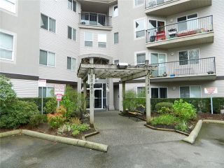 Photo 7: # 105 33480 GEORGE FERGUSON WY in Abbotsford: Central Abbotsford Condo for sale : MLS®# F1434529