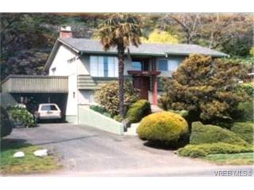 Main Photo:  in VICTORIA: SE Cedar Hill House for sale (Saanich East)  : MLS®# 364965