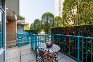 Photo 6: 133 BOATHOUSE Mews in Vancouver: Yaletown Townhouse for sale in "QUAYWEST RESORT RESIDENCES" (Vancouver West)  : MLS®# R2816545