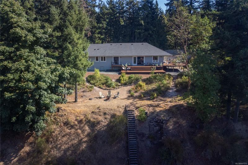 FEATURED LISTING: 3261 Henry Rd Chemainus