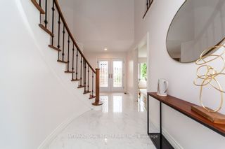 Photo 3: 11 Coates Crescent in Richmond Hill: Oak Ridges Lake Wilcox House (2-Storey) for sale : MLS®# N6818370