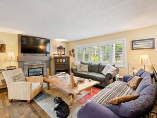 Photo 4: 38157 LOMBARDY Crescent in Squamish: Valleycliffe House for sale : MLS®# R2778607