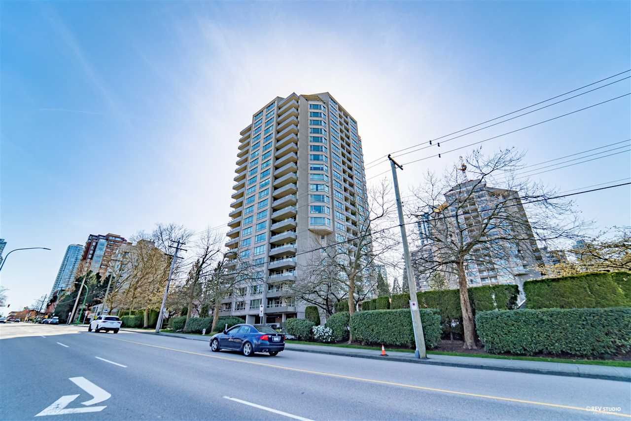 Main Photo: 304 6055 NELSON AVENUE in Burnaby: Forest Glen BS Condo for sale (Burnaby South)  : MLS®# R2560922