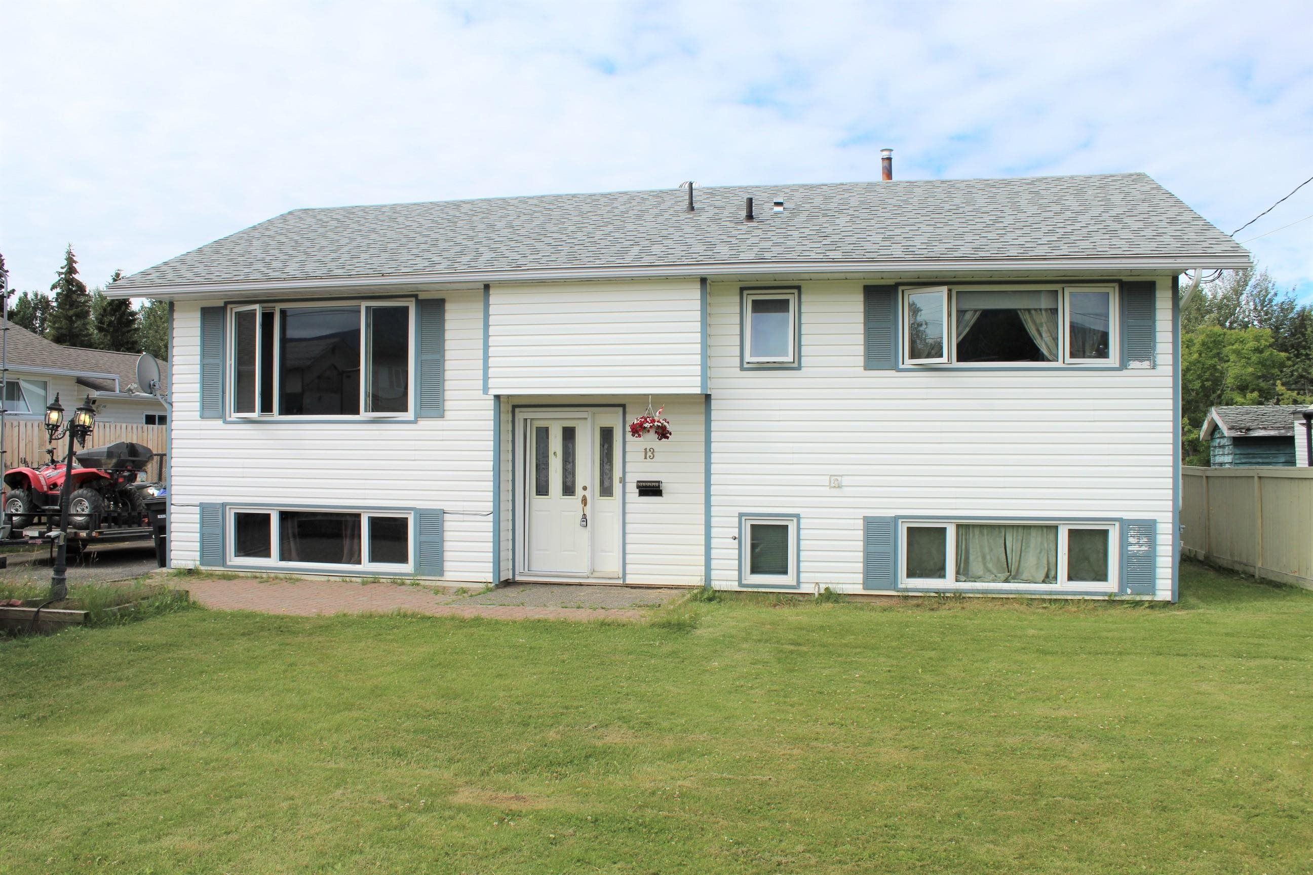 Main Photo: 13 FINLAY FORKS Crescent in Mackenzie: Mackenzie -Town House for sale : MLS®# R2712873