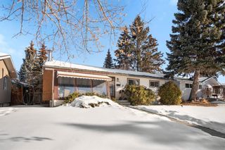 Photo 3: 524 Athlone Road SE in Calgary: Acadia Detached for sale : MLS®# A2032483