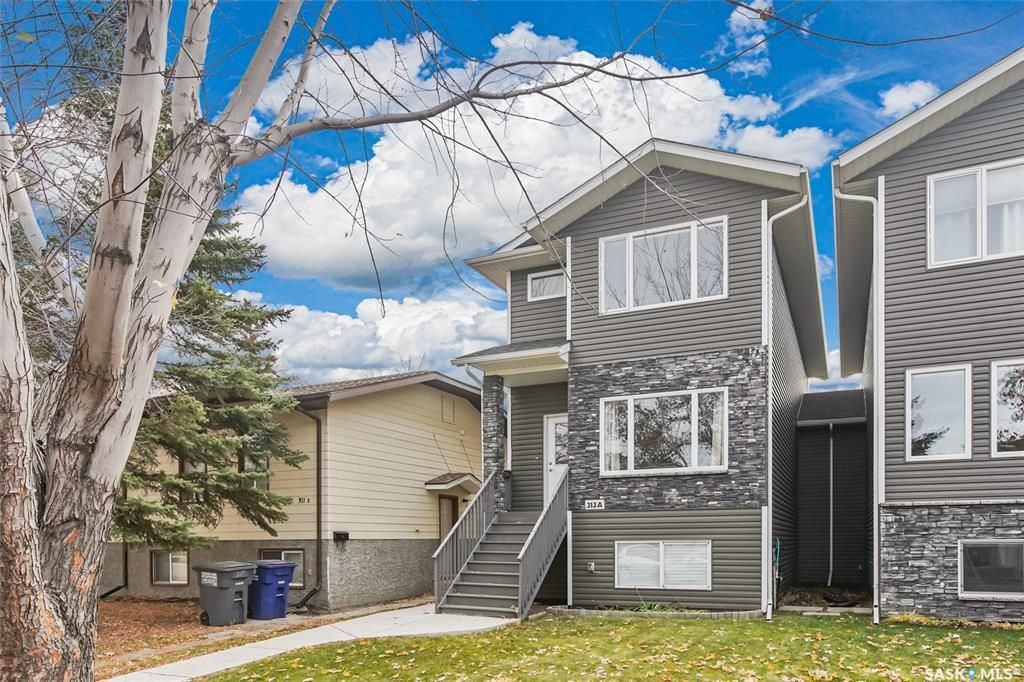 Main Photo: 313A 110th Street West in Saskatoon: Sutherland Residential for sale : MLS®# SK911883