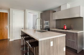 Photo 10: 103 181 W 1ST Avenue in Vancouver: False Creek Condo for sale in "THE BROOK" (Vancouver West)  : MLS®# R2227937