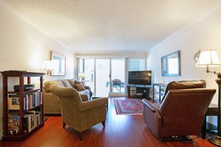 Photo 12: 109 1840 E SOUTHMERE Crescent in Surrey: Sunnyside Park Surrey Condo for sale in "Southmere Mews" (South Surrey White Rock)  : MLS®# R2656562