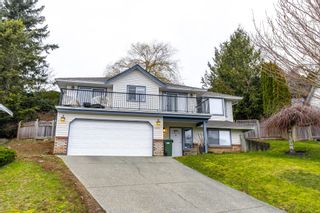 Photo 2: 2871 CROSSLEY Drive in Abbotsford: Abbotsford West House for sale : MLS®# R2873459